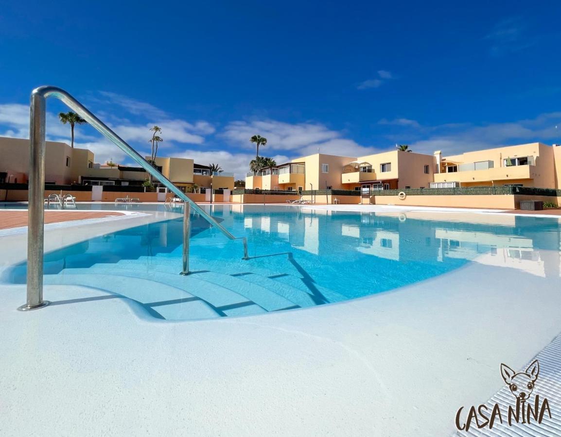 B-Rent Los Delfines Casa Nina 科拉雷侯 外观 照片