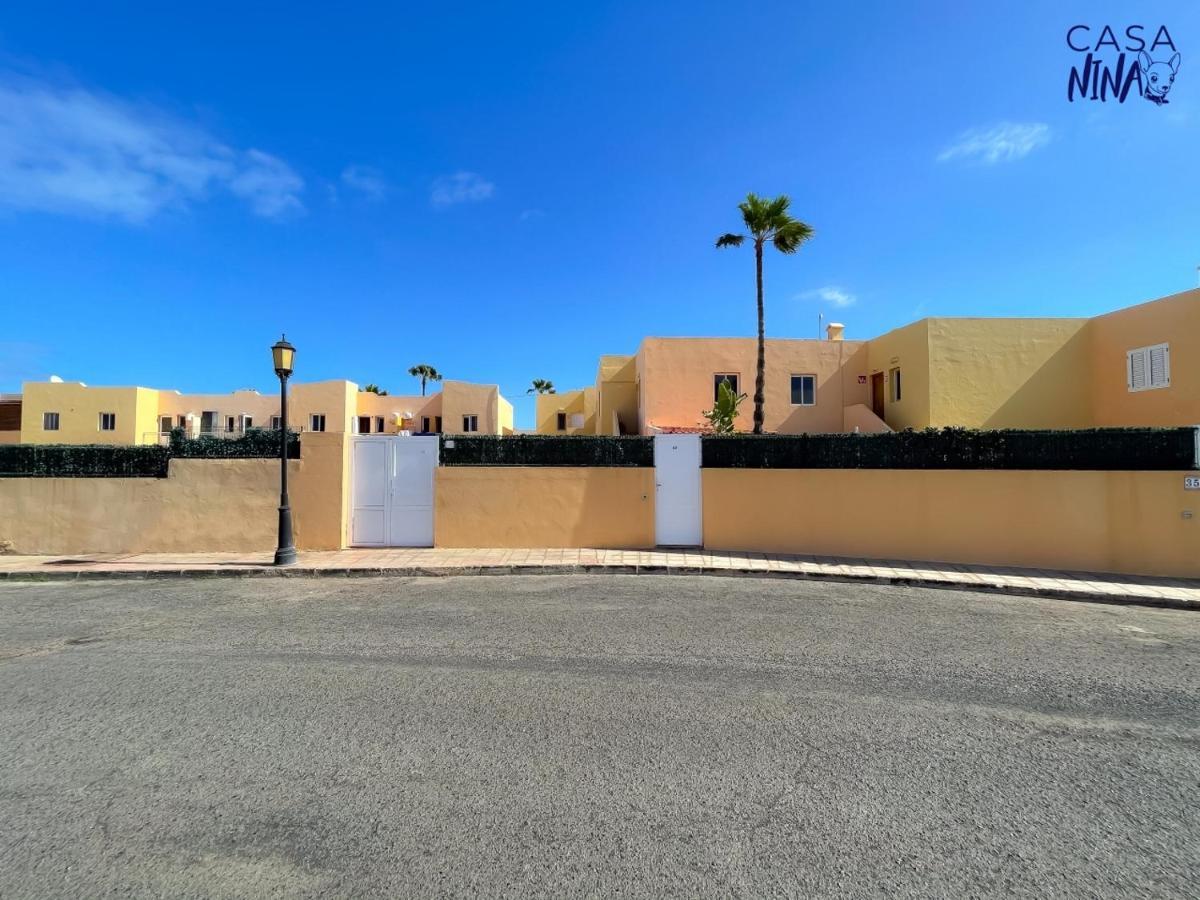 B-Rent Los Delfines Casa Nina 科拉雷侯 外观 照片